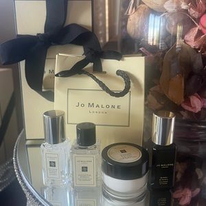 Jo Malone 4 pc mini